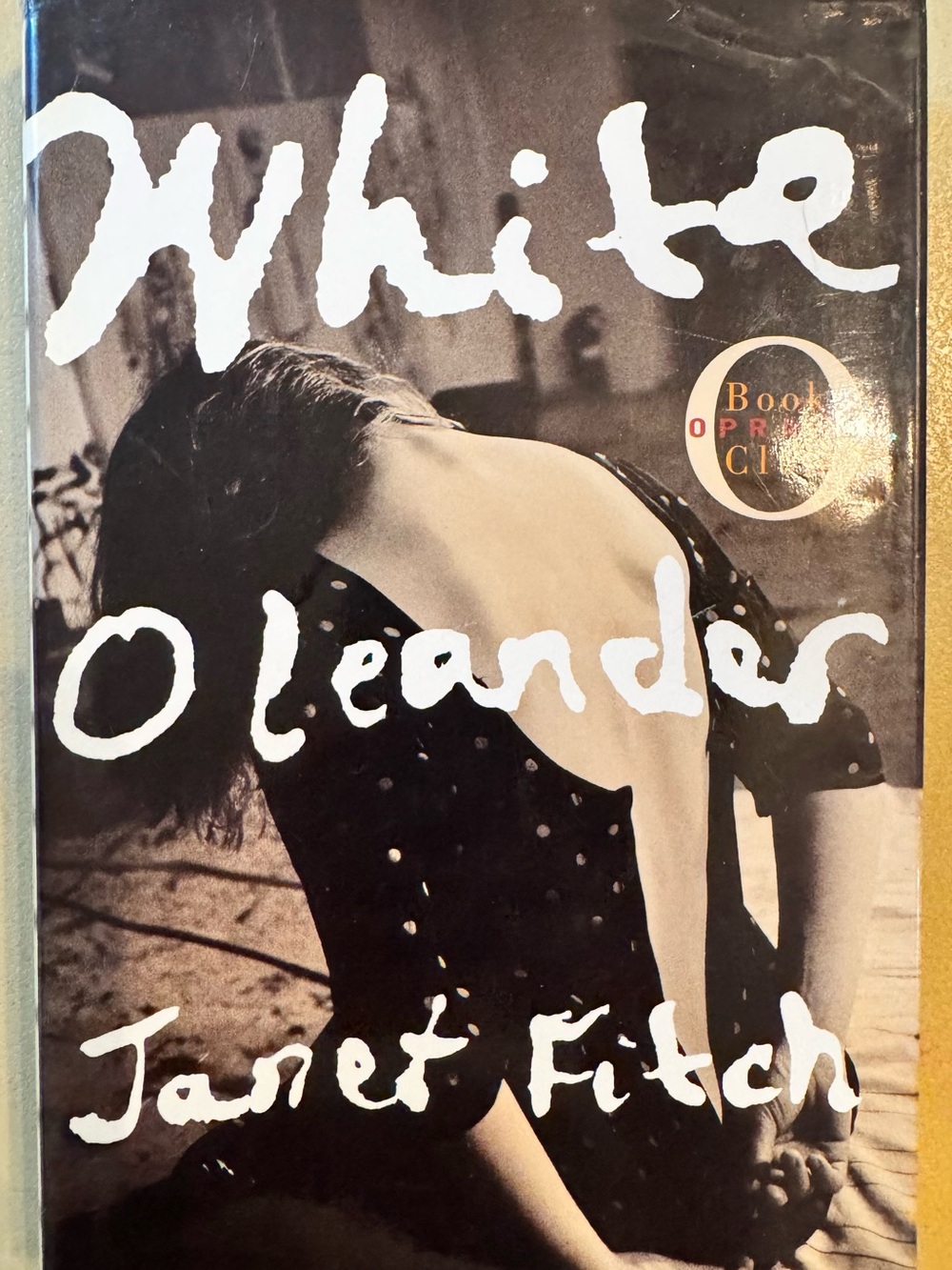 White Oleander by Janet Fitch - Black & White Cover